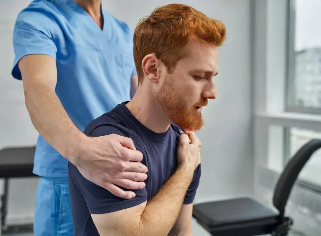 Can a Chiropractor Help with Shoulder Pain
